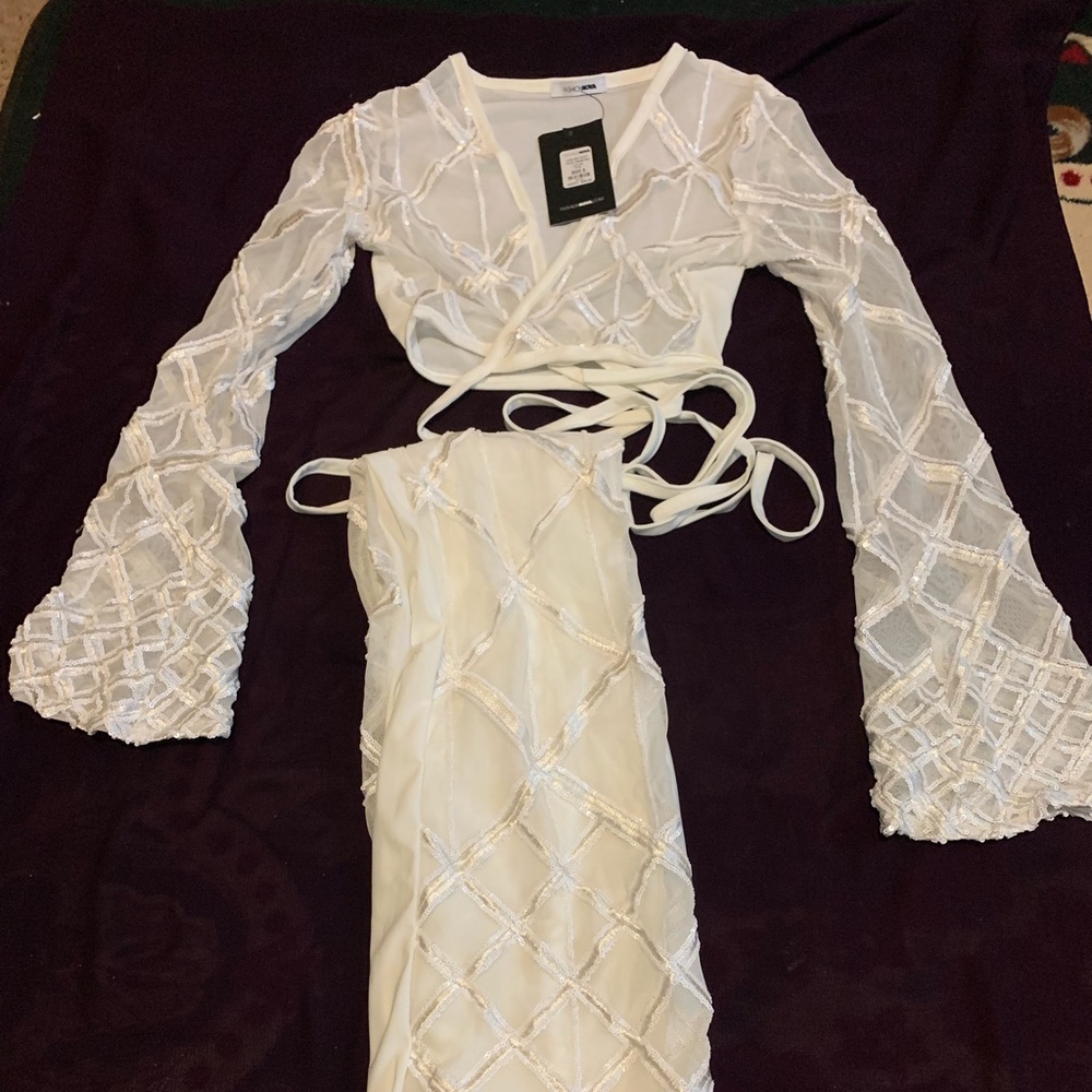 White matching pants set